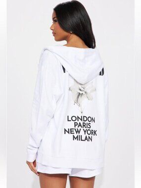 Fashion Nova 2-Piece Weekend Travel Set Hoodie & Shorts Size M